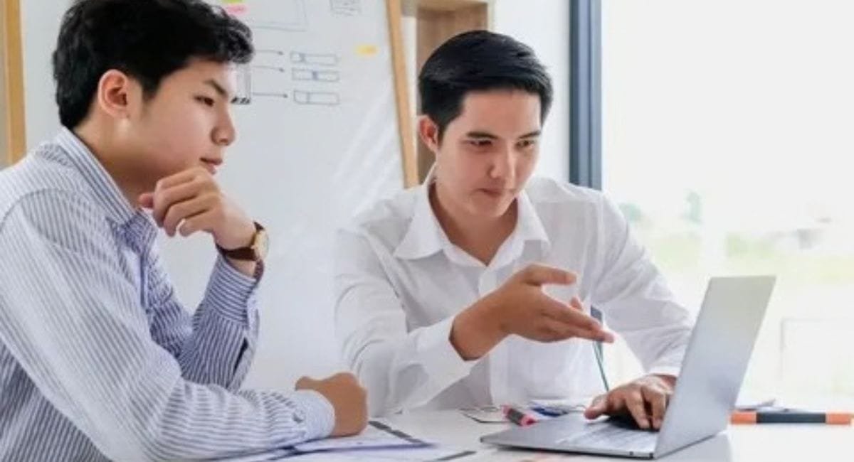 technology business ideas for students
